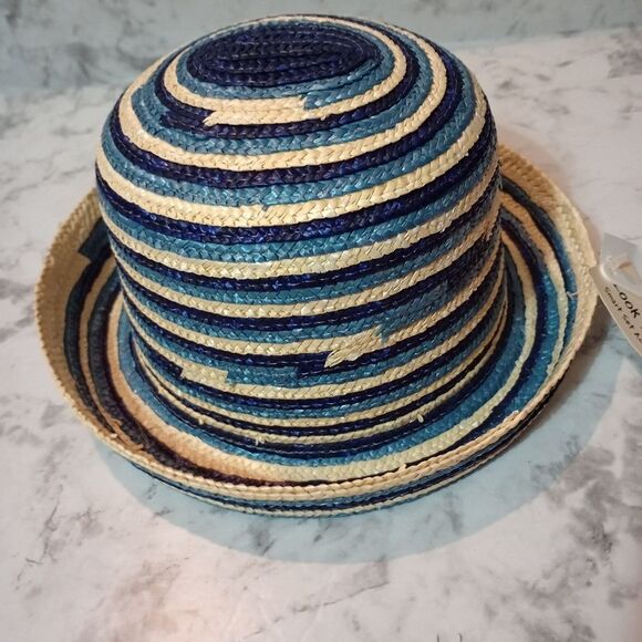 Straw Hat Blues and Natural - Picture 4 of 5